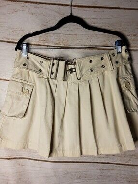Quizz New York Vintage Cream Pleated Mini Skirt with Belted Waist